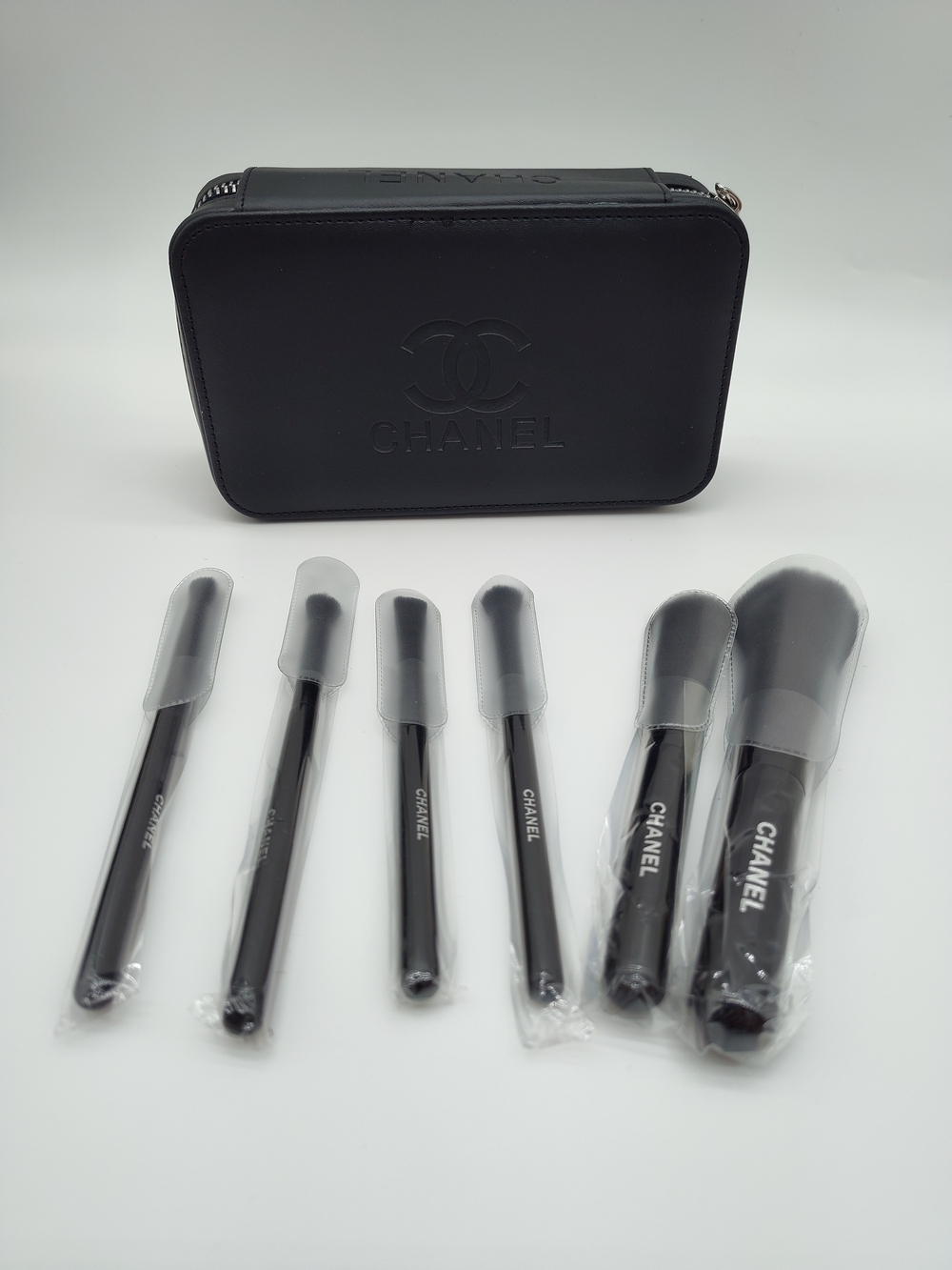 CHANEL Makeup Beauty Brush Travel Case 6 Piece Brush Set Organizer NIB